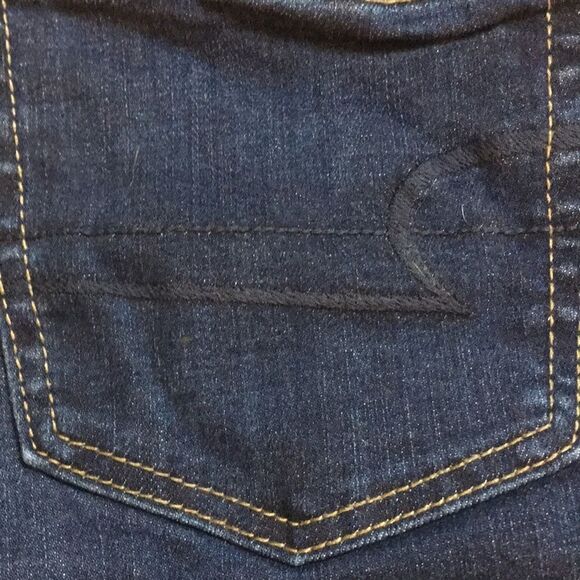 American Eagle Hi-Rise Shortie Next Level Stretch Blue Jean Shorts Size 0 - Picture 5 of 16
